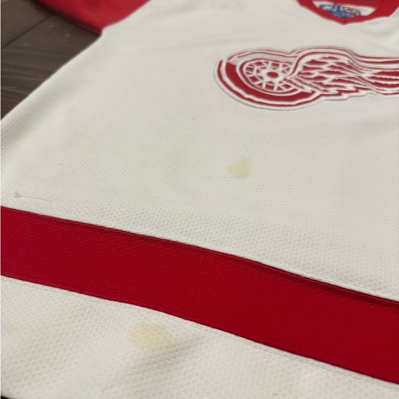 Vintage Detroit Redwings Starter NHL Hockey Jersey - Picture 11 of 11